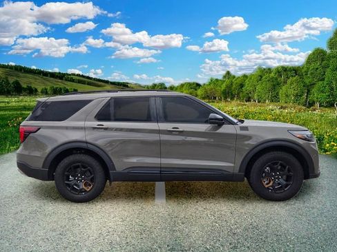 Used 2026 Ford Explorer Tremor w/ Tremor Ultimate Package AWD/4WD image 7