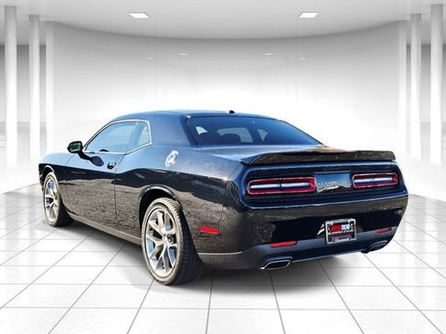 Used 2021 Dodge Challenger GT image 3