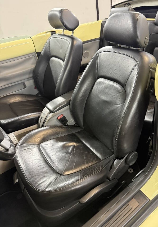 Used 2003 Volkswagen Beetle GLX FWD image 13
