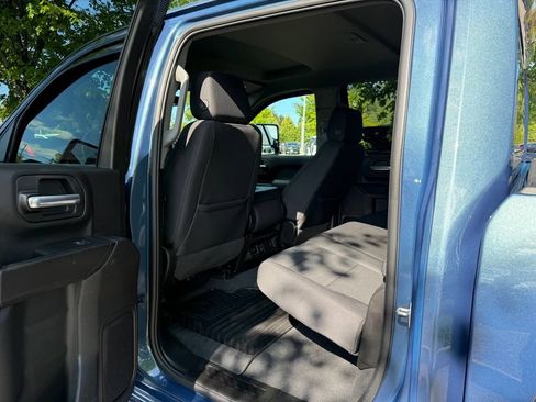Used 2025 Chevrolet Silverado 2500 Custom w/ Custom Convenience Package AWD/4WD image 12
