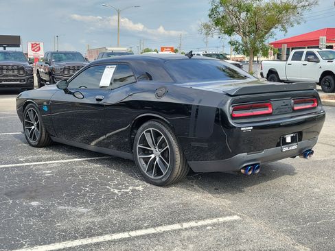 Used 2016 Dodge Challenger R/T Scat Pack RWD image 5