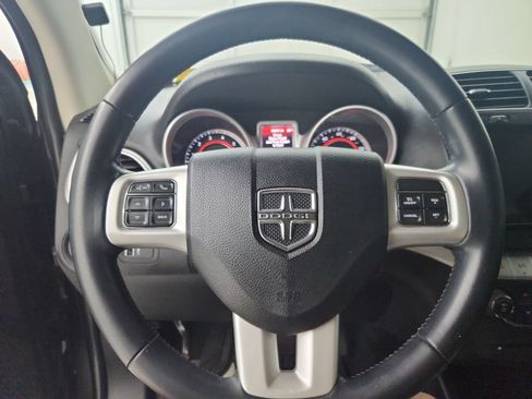 Used 2020 Dodge Journey SE w/ SE Popular Equipment Group FWD image 25