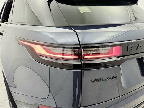 Certified 2025 Land Rover Range Rover Velar Dynamic SE image 19