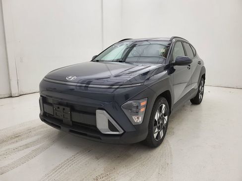 Used 2025 Hyundai Kona SEL image 18