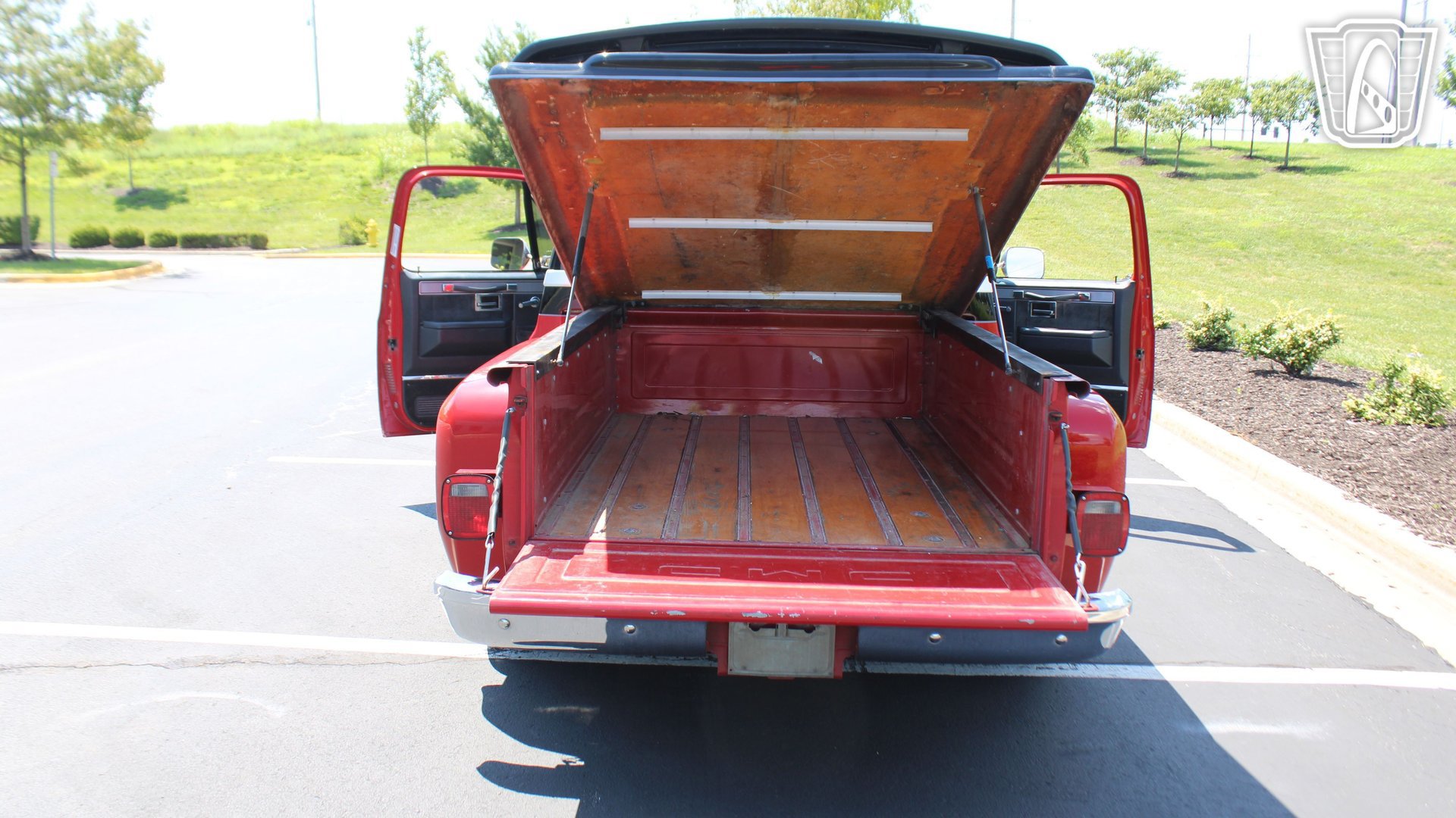 Used 1987 GMC Sierra 1500 2WD Regular Cab image 13