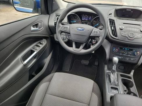 Used 2017 Ford Escape SE FWD image 25