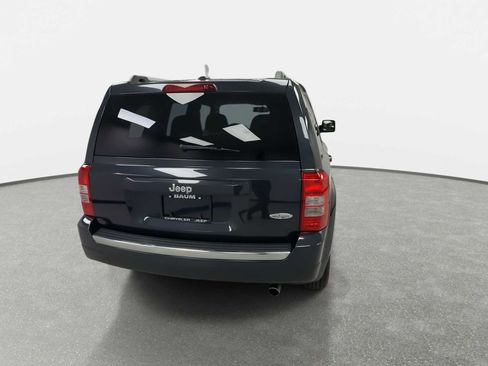 Used 2016 Jeep Patriot High Altitude FWD image 4