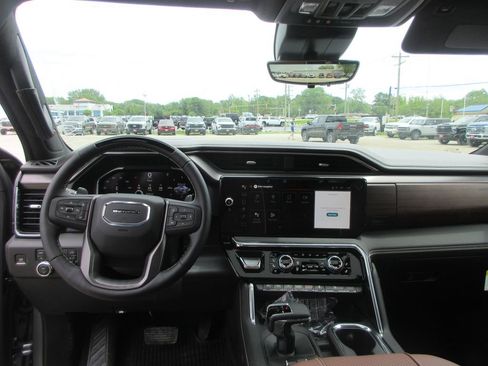 New 2026 GMC Sierra 1500 Denali Ultimate AWD/4WD image 16