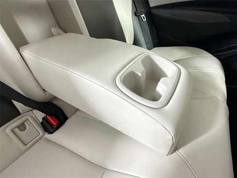 Certified 2025 Toyota Corolla XLE image 38