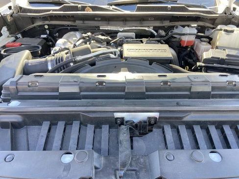 Used 2025 Chevrolet Silverado 2500 LTZ w/ LTZ Convenience Package image 25