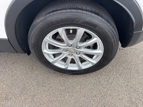 Used 2019 Cadillac XT4 Luxury w/ Cold Weather Package FWD image 44