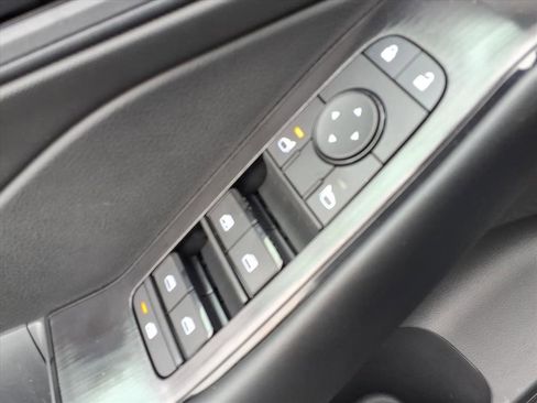 New 2026 Nissan Rogue S image 17