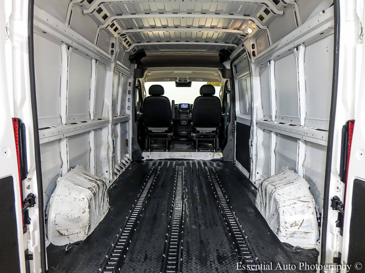 Used 2023 RAM ProMaster 2500 FWD image 16