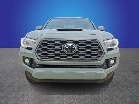 Used 2023 Toyota Tacoma TRD Sport w/ Technology Package image 2