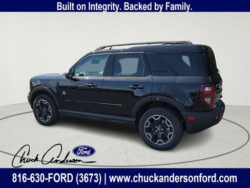 New 2025 Ford Bronco Sport Outer Banks w/ Outer Banks Tech Package+ AWD/4WD image 8
