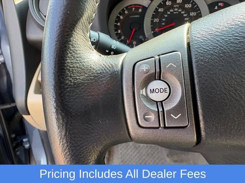 Used 2009 Toyota RAV4 Limited FWD image 10
