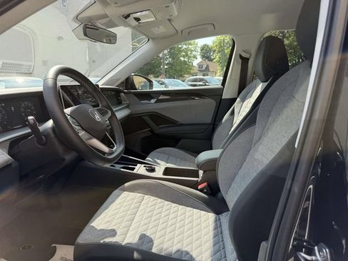 Used 2026 Volkswagen Tiguan S AWD/4WD image 18
