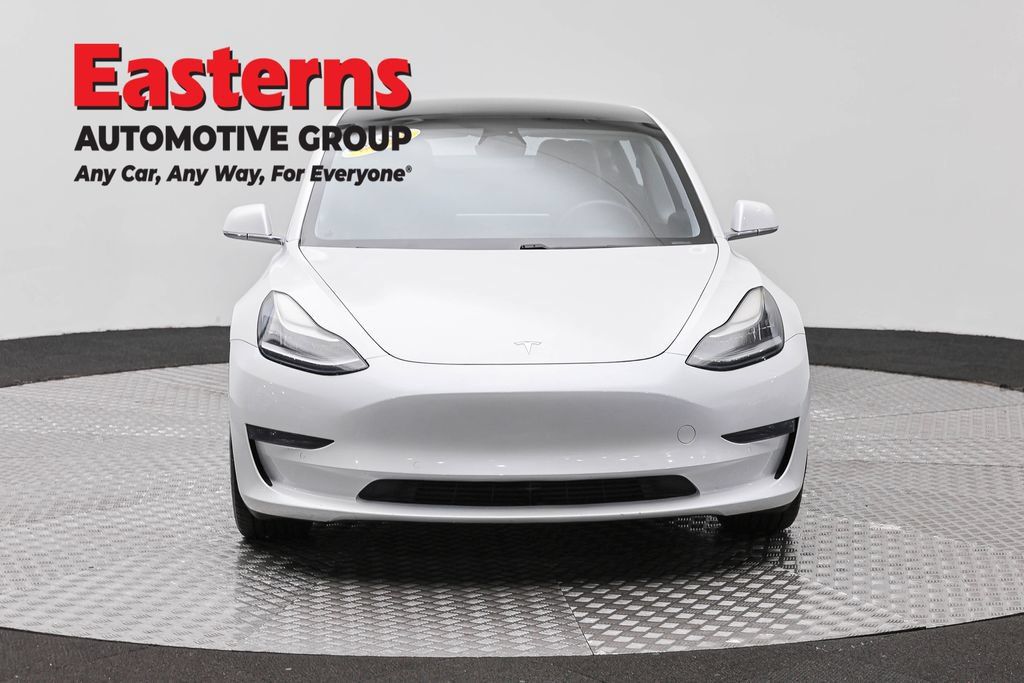 Used 2019 Tesla Model 3 Standard Range Plus RWD image 2