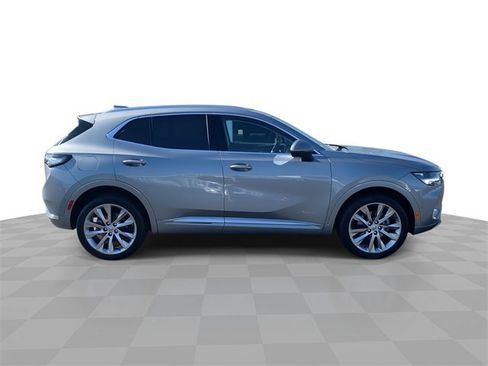 Used 2023 Buick Envision Avenir image 9