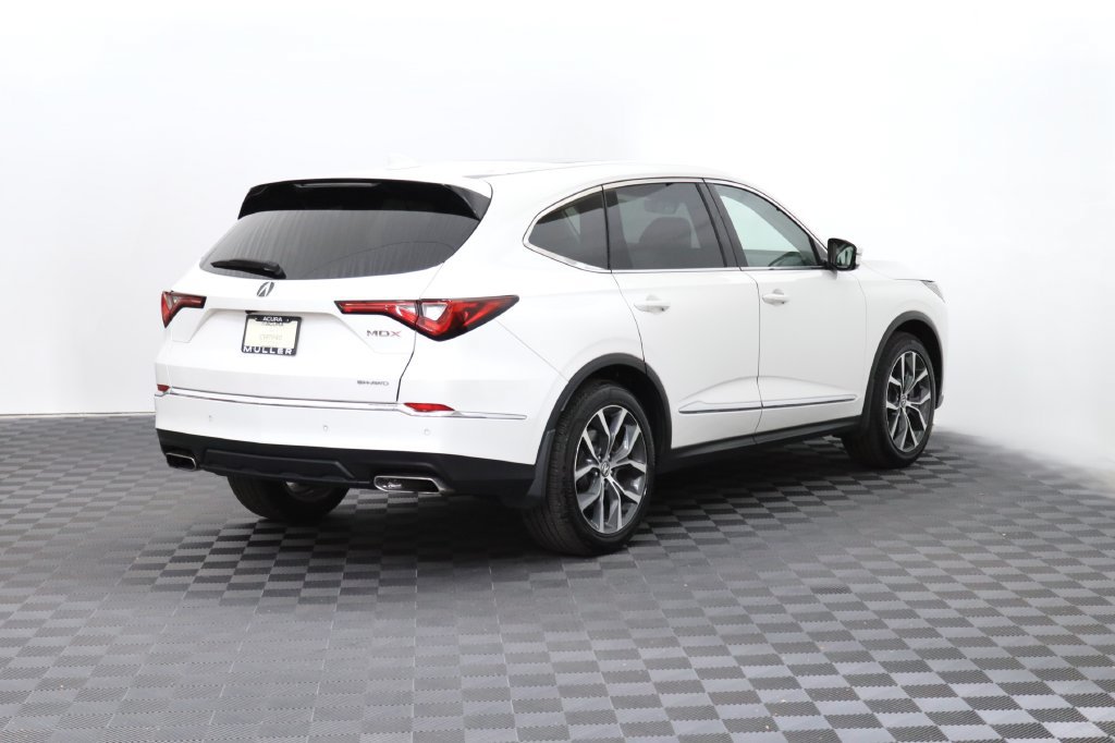 Used 2024 Acura MDX w/ Technology Package AWD/4WD image 9