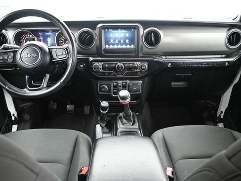 Used 2022 Jeep Wrangler Unlimited Sport AWD/4WD image 16