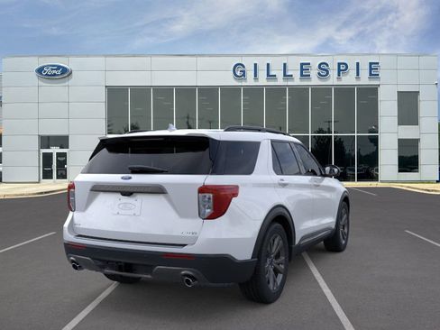 New 2024 Ford Explorer XLT w/ Equipment Group 202A image 8