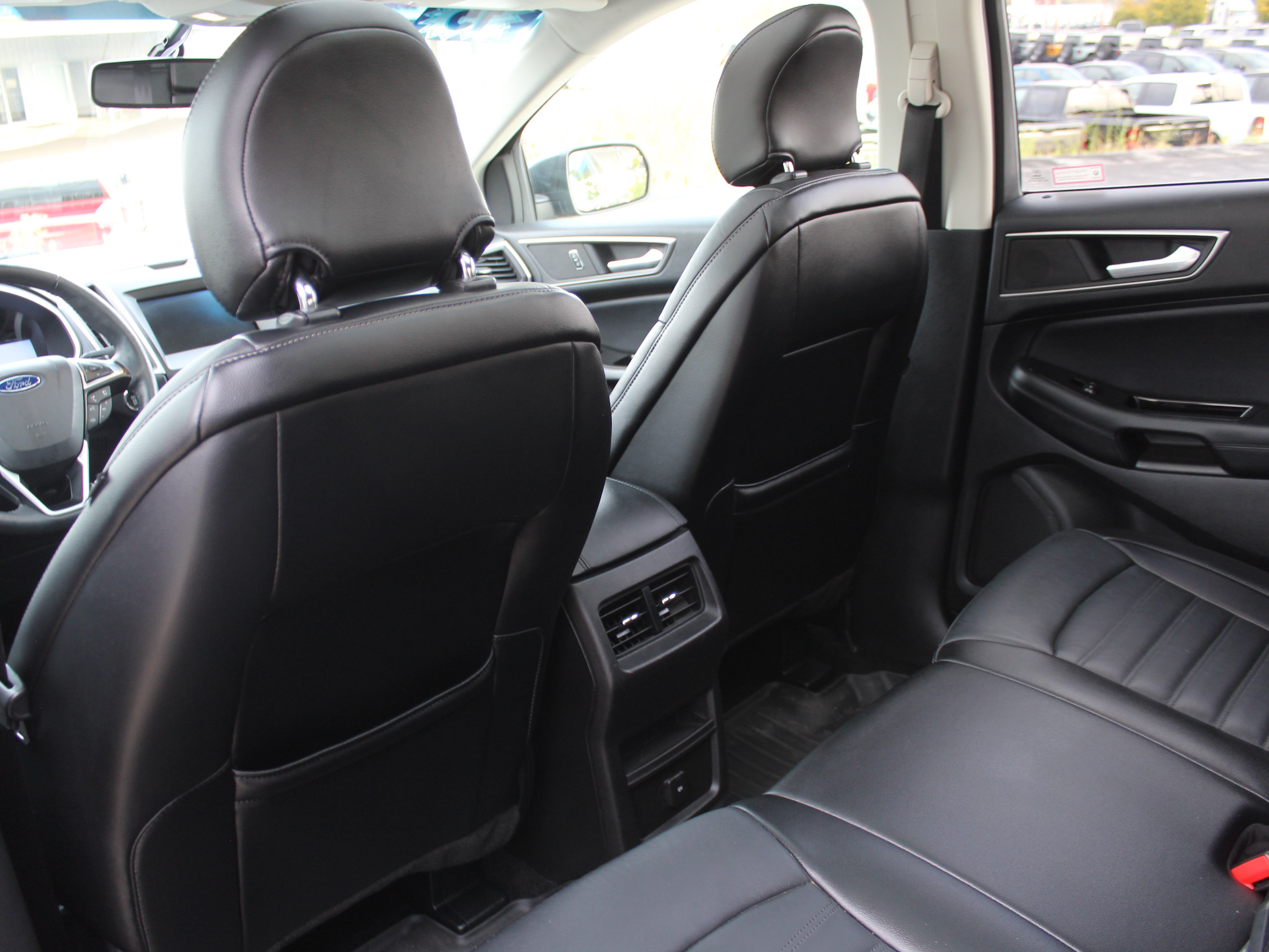 Used 2015 Ford Edge SEL w/ Equipment Group 201A FWD image 22