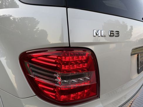 Used 2011 Mercedes-Benz ML 63 AMG 4MATIC image 6