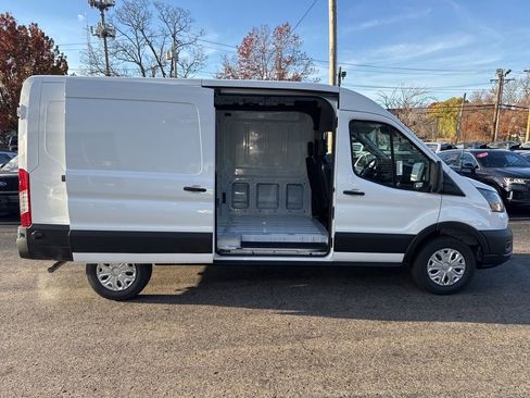 New 2026 Ford Transit 250 148 Medium Roof w/ Exterior Upgrade Package image 5