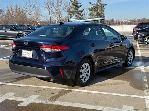 Used 2024 Toyota Corolla LE image 3