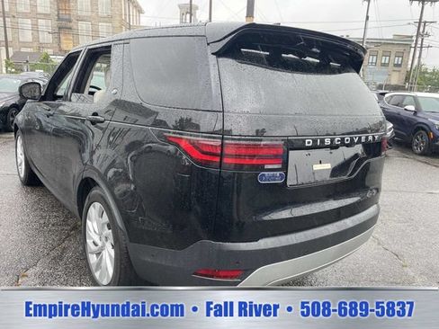 Used 2025 Land Rover Discovery S AWD/4WD image 8