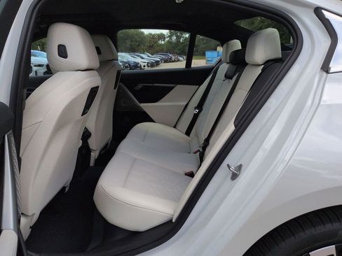 New 2027 BMW 530i RWD image 14
