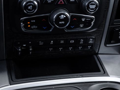 Used 2017 RAM 2500 Limited AWD/4WD image 35
