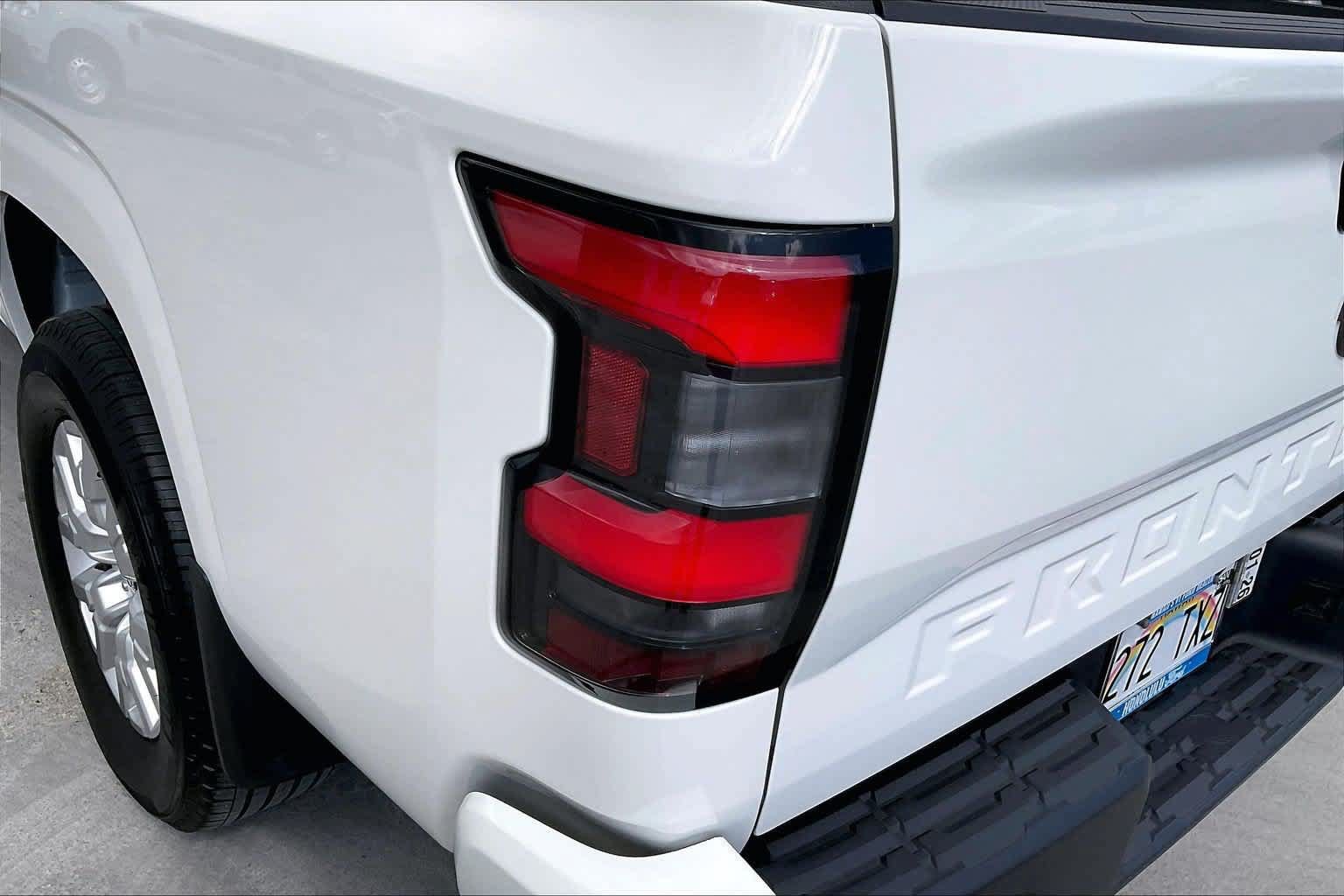 Used 2023 Nissan Frontier SV AWD/4WD image 32