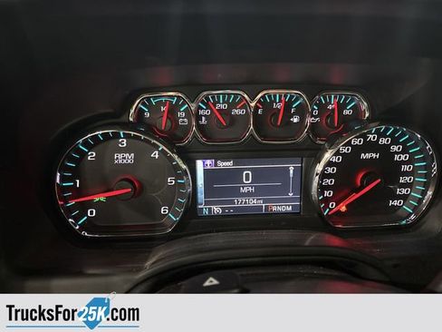 Used 2015 Chevrolet Suburban LT w/ Luxury Package image 20