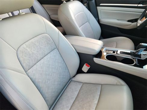 Used 2024 Nissan Altima 2.5 SL image 14