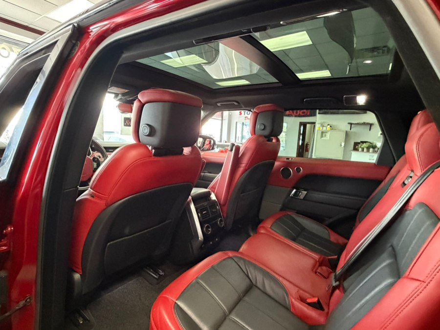 Used 2019 Land Rover Range Rover Sport HSE Dynamic AWD/4WD image 36