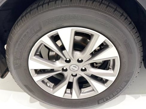 Used 2017 Nissan Murano S w/ Navigation Package FWD image 15