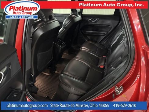 Used 2021 Volvo XC60 T5 Inscription image 27