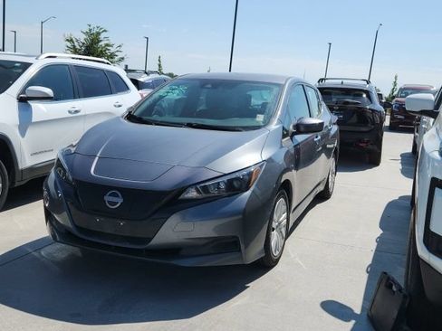 Used 2025 Nissan Leaf S FWD image 1