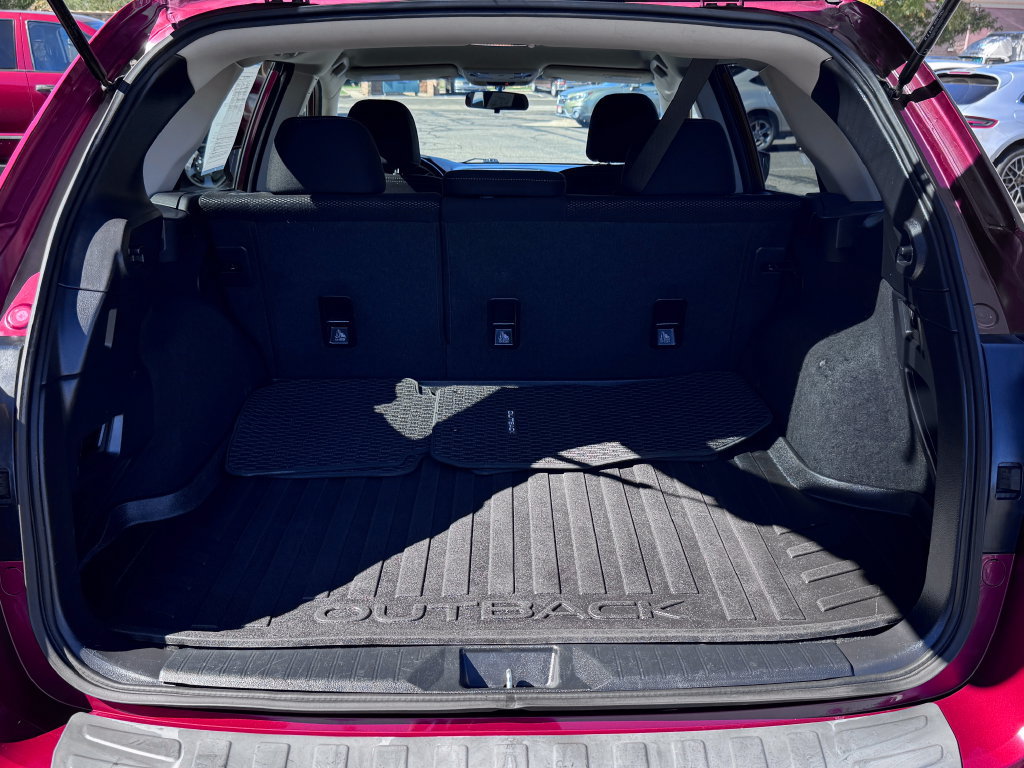 Used 2017 Subaru Outback 2.5i Premium AWD/4WD image 12