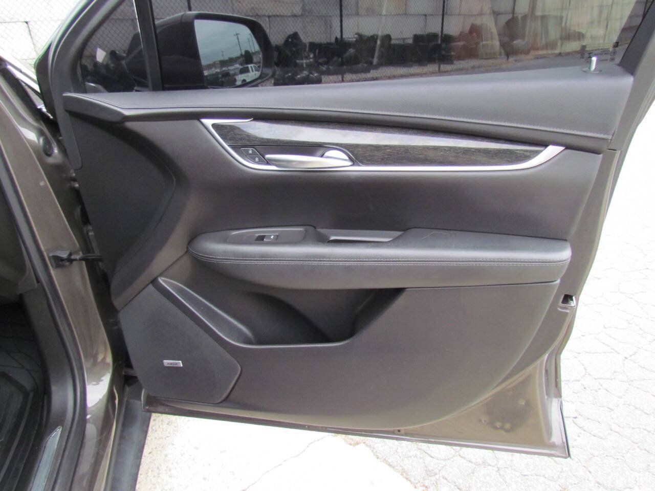 Used 2020 Cadillac XT5 Premium Luxury FWD image 20