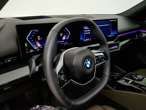 Used 2026 BMW 530i RWD image 42