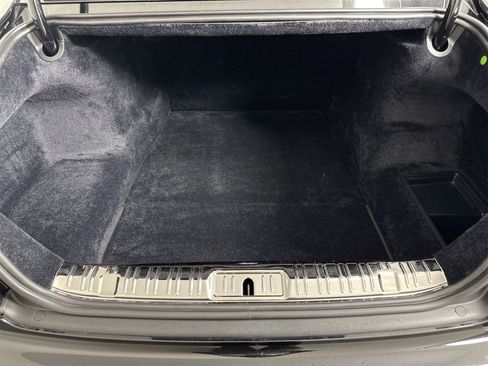 Used 2014 Rolls-Royce Ghost image 28