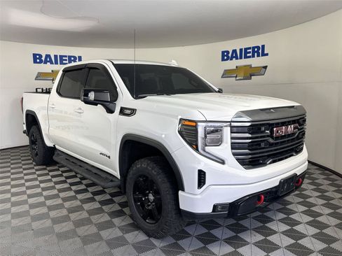 Used 2022 GMC Sierra 1500 AT4 w/ AT4 Preferred Package AWD/4WD image 7