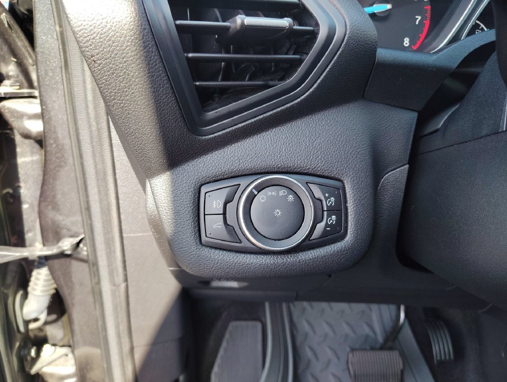 Used 2017 Ford Escape SE AWD/4WD image 18