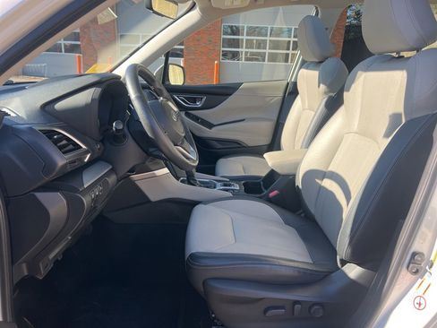 Used 2020 Subaru Forester Limited image 14