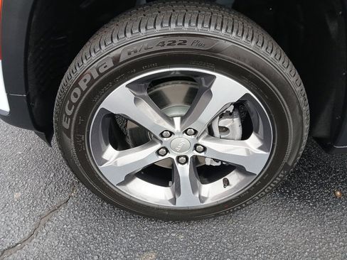 New 2025 Jeep Grand Cherokee L Limited w/ Luxury Tech Group II image 8