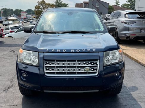 Used 2009 Land Rover LR2 HSE image 3