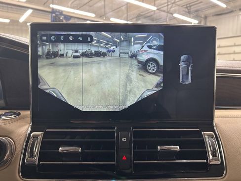 Used 2022 Lincoln Navigator Reserve image 20